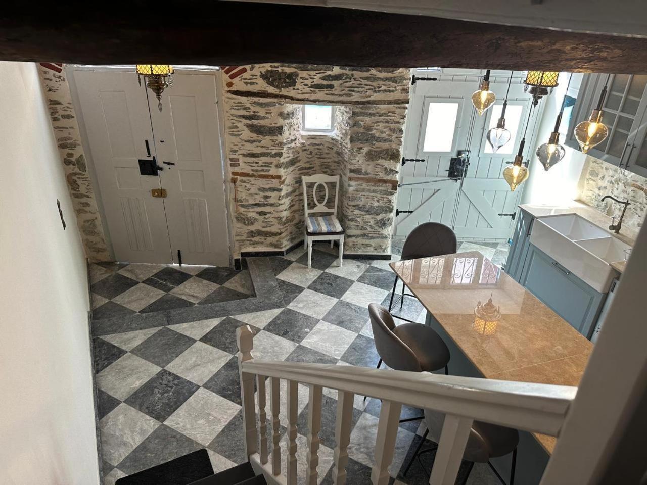 Holiday home Nomad House *