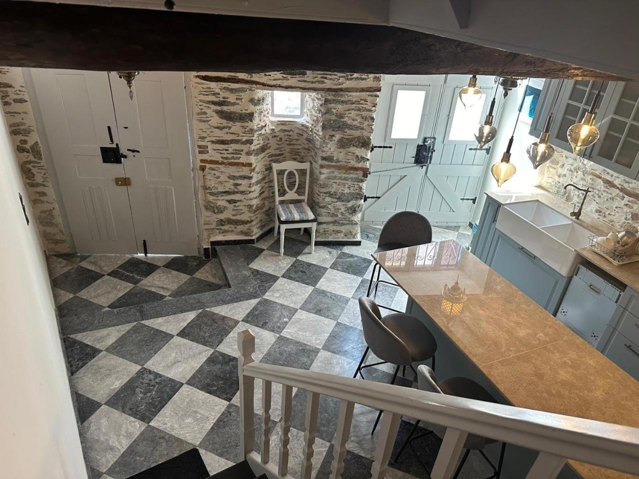 Holiday home Nomad House