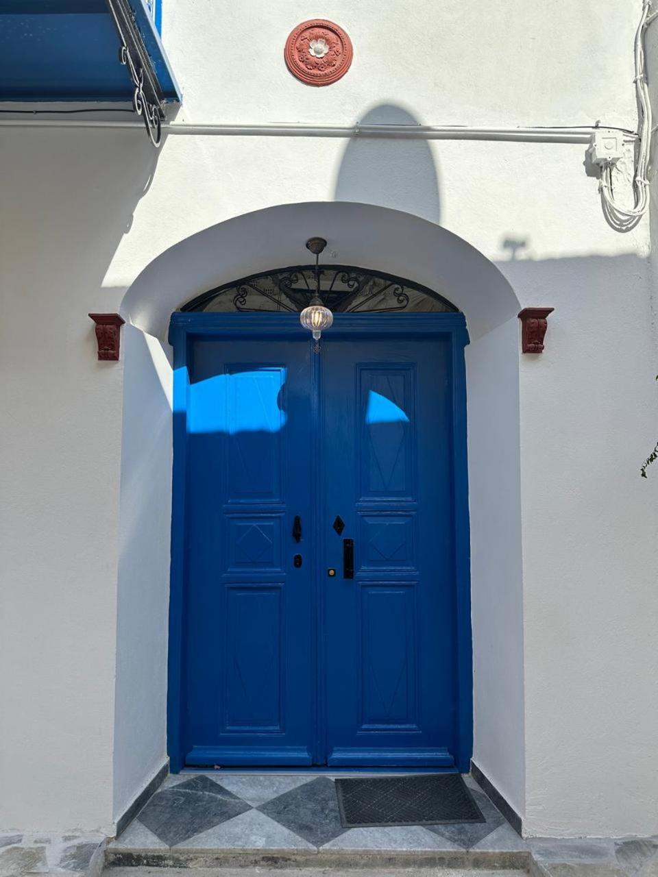 Nomad House Plomari